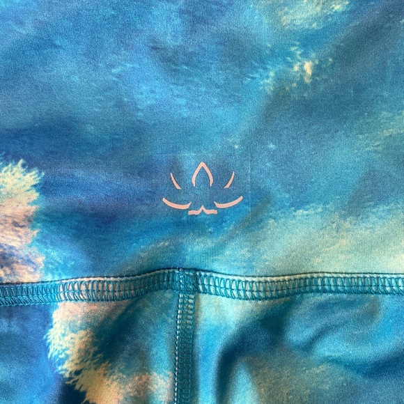 Beyond Yoga Lux midi high waist yoga pants - Picture 3 of 5